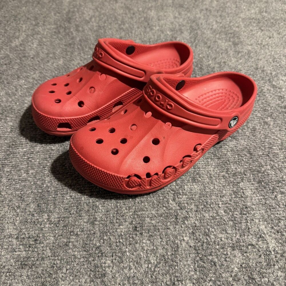 Crocs Classic Clogs Unisex Mens 6 Womens  8 Red Slip On Quality Preowned